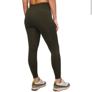 Lululemon Green leggings Size 6